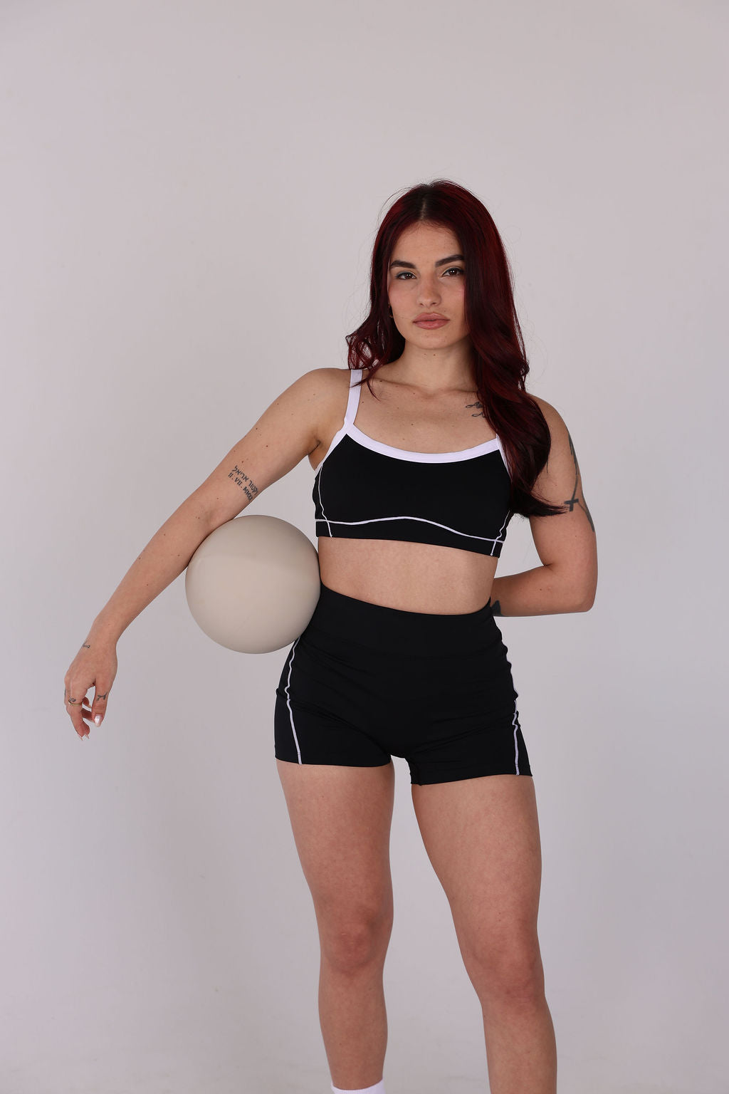 Balance Sculpt Set – Black & Ivory